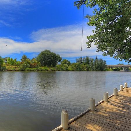 Nrma Bairnsdale Riverside Holiday Park エクステリア 写真