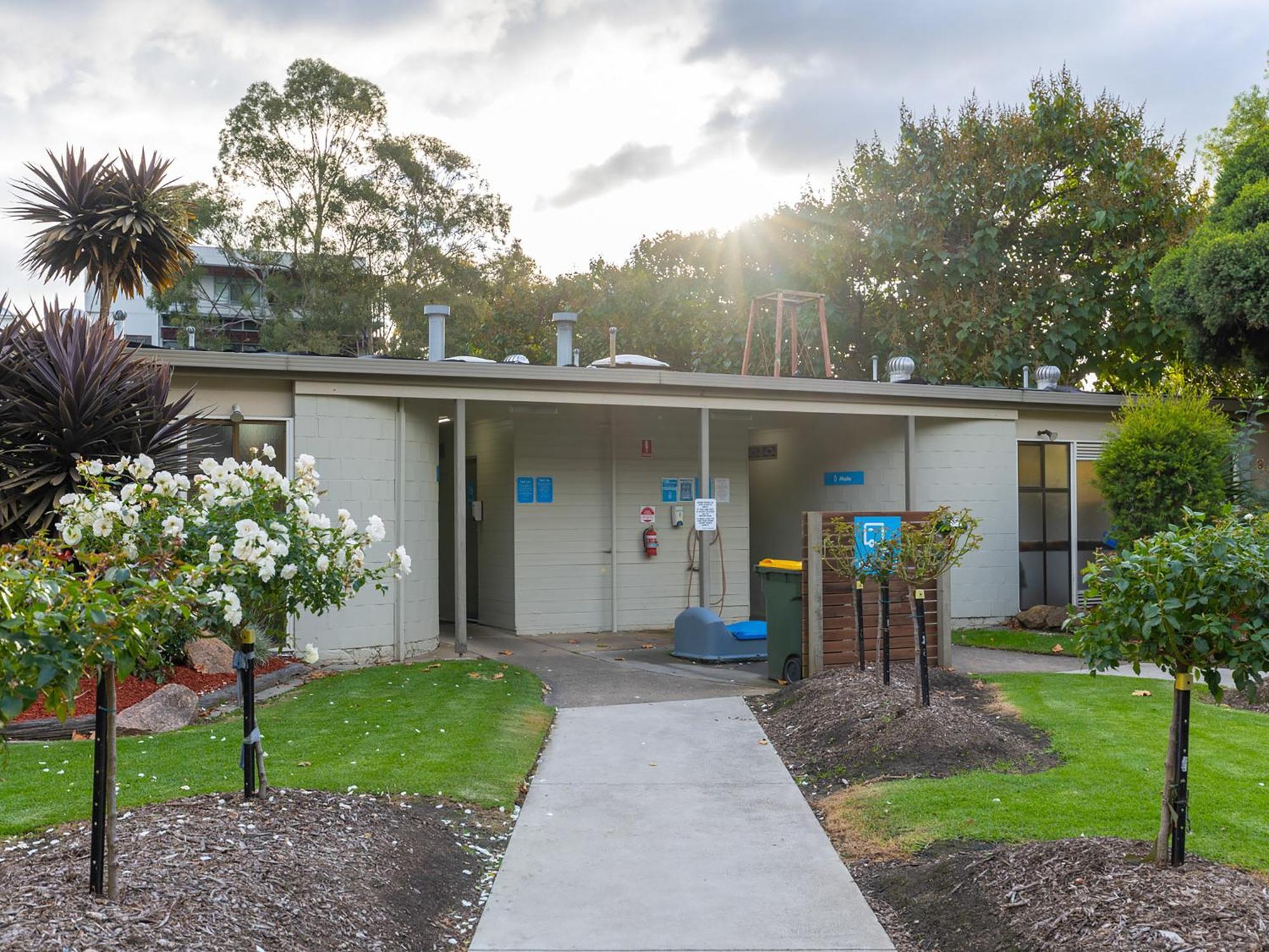 Nrma Bairnsdale Riverside Holiday Park エクステリア 写真