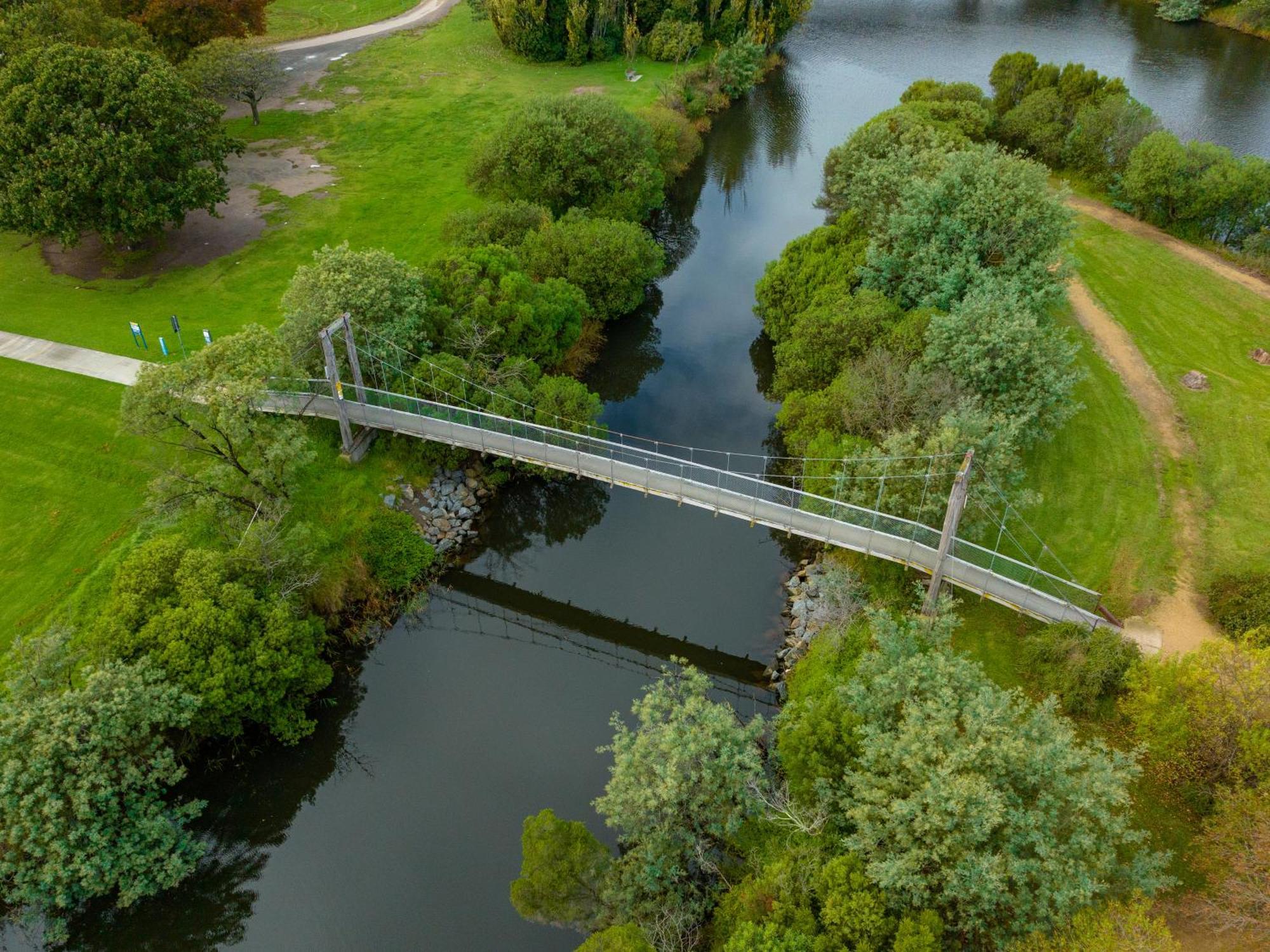 Nrma Bairnsdale Riverside Holiday Park エクステリア 写真