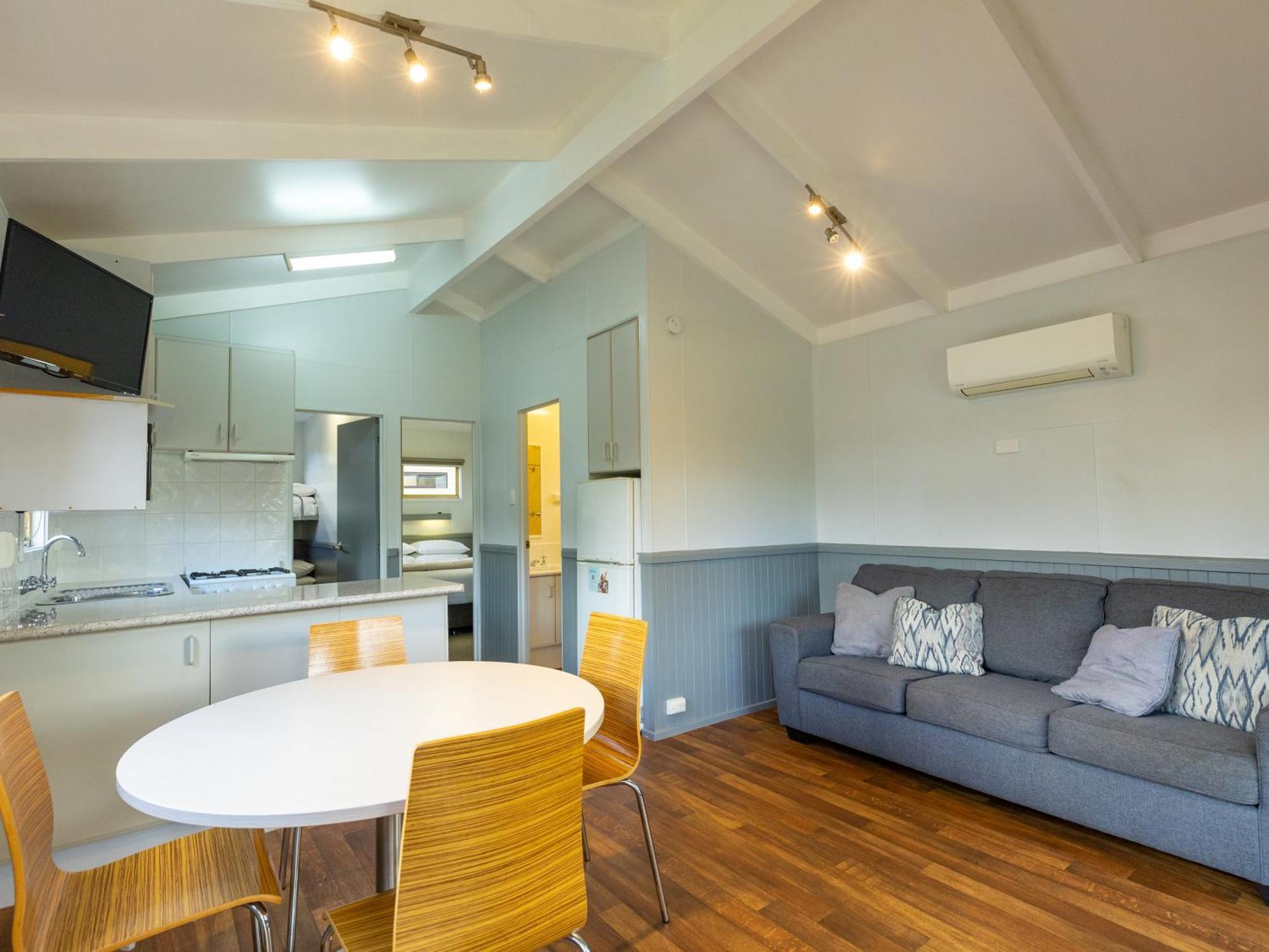 Nrma Bairnsdale Riverside Holiday Park 部屋 写真