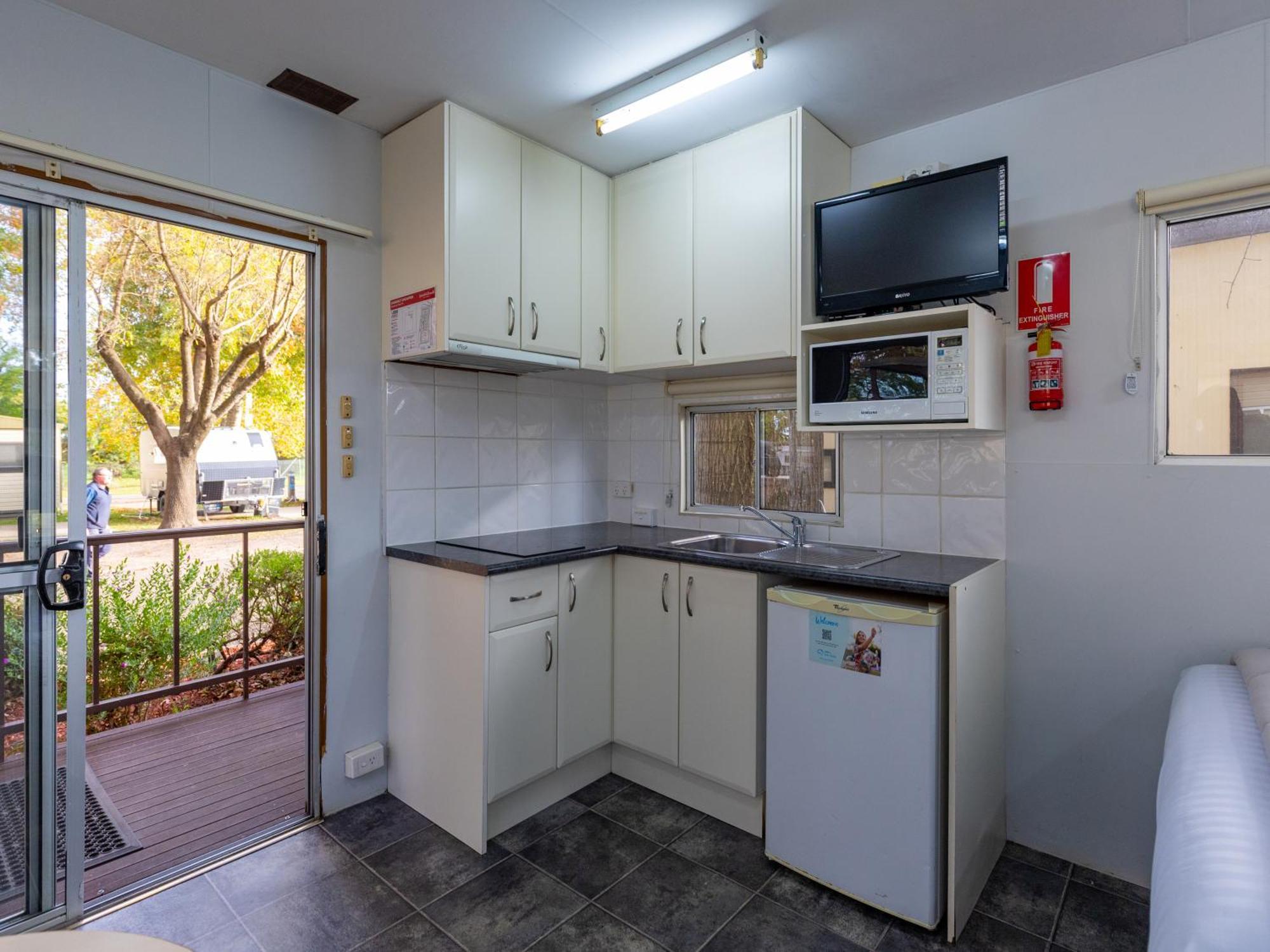 Nrma Bairnsdale Riverside Holiday Park 部屋 写真