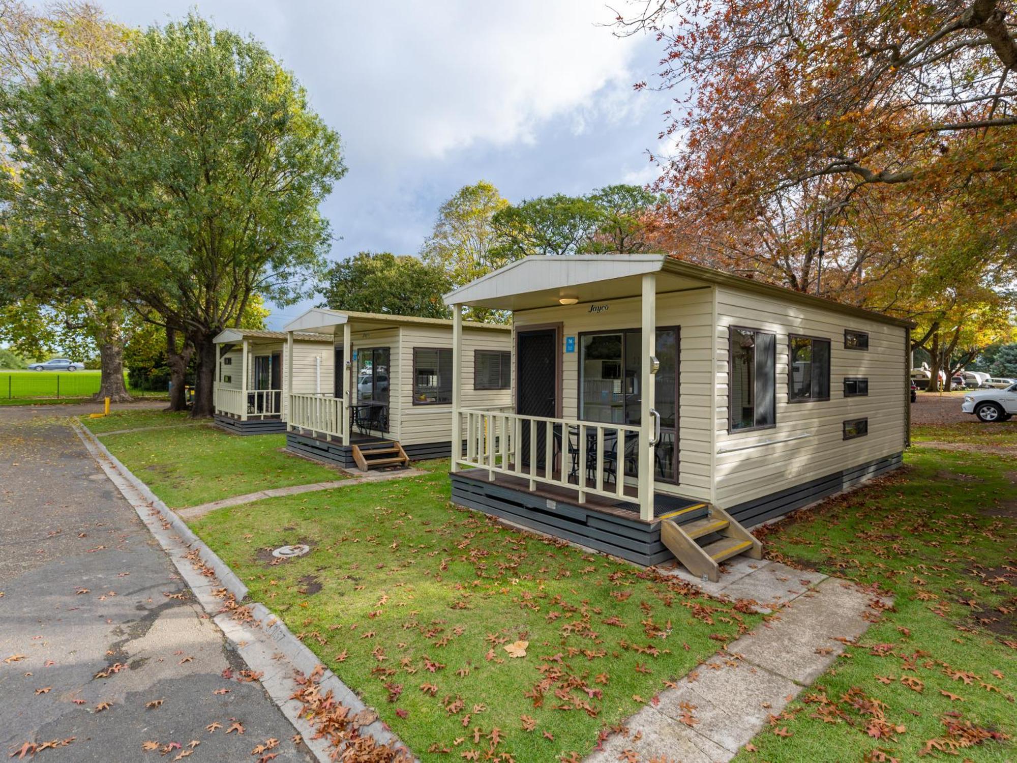 Nrma Bairnsdale Riverside Holiday Park 部屋 写真