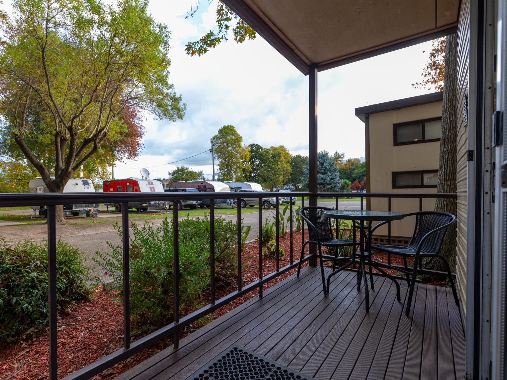 Nrma Bairnsdale Riverside Holiday Park 部屋 写真